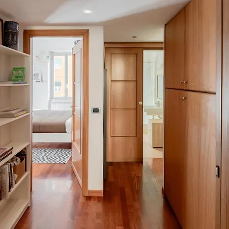 Domus Alberone Apartment *